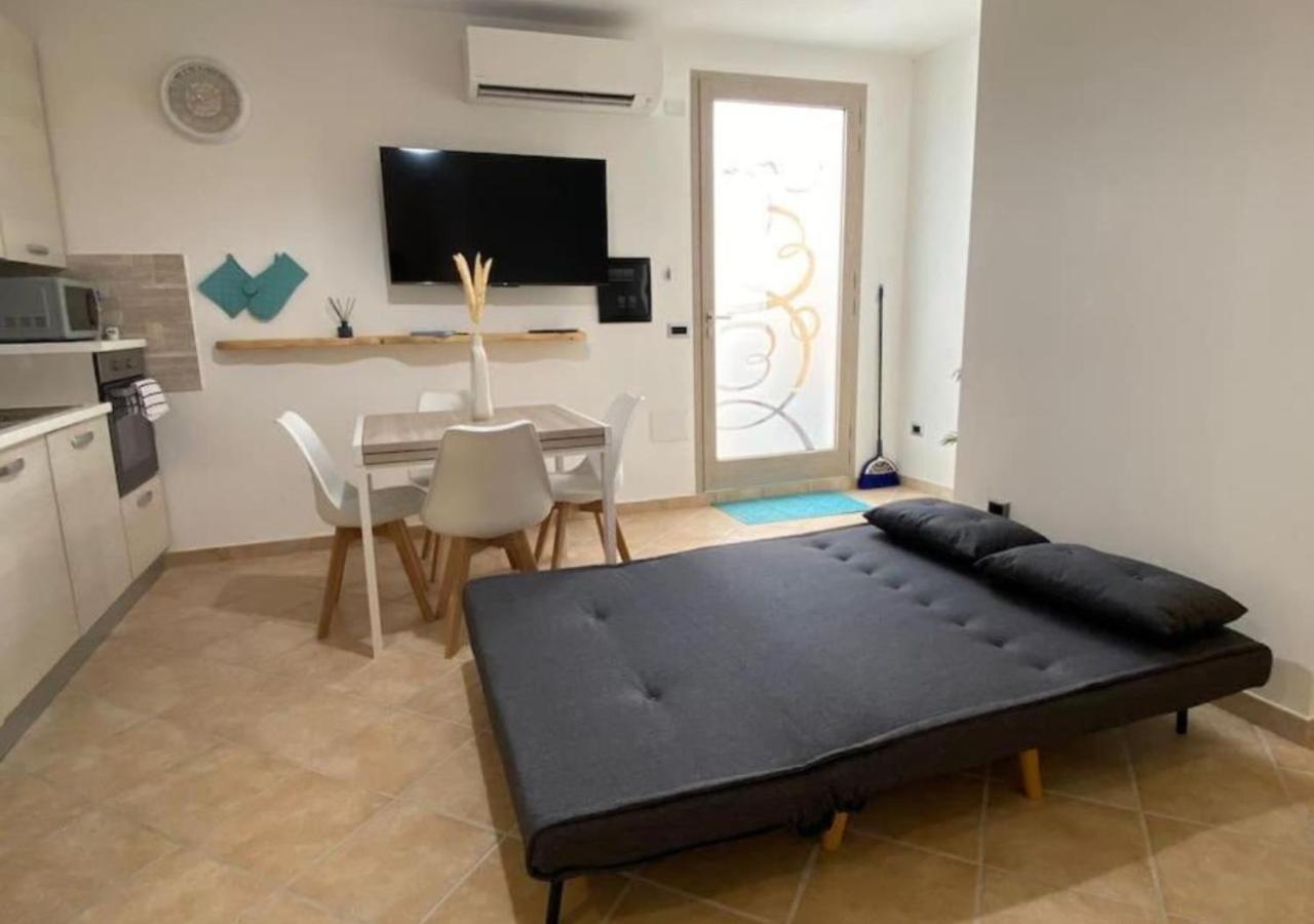 Loft Comodo Ed Elegante • Wi-Fi E Colazione Sanluri Екстер'єр фото